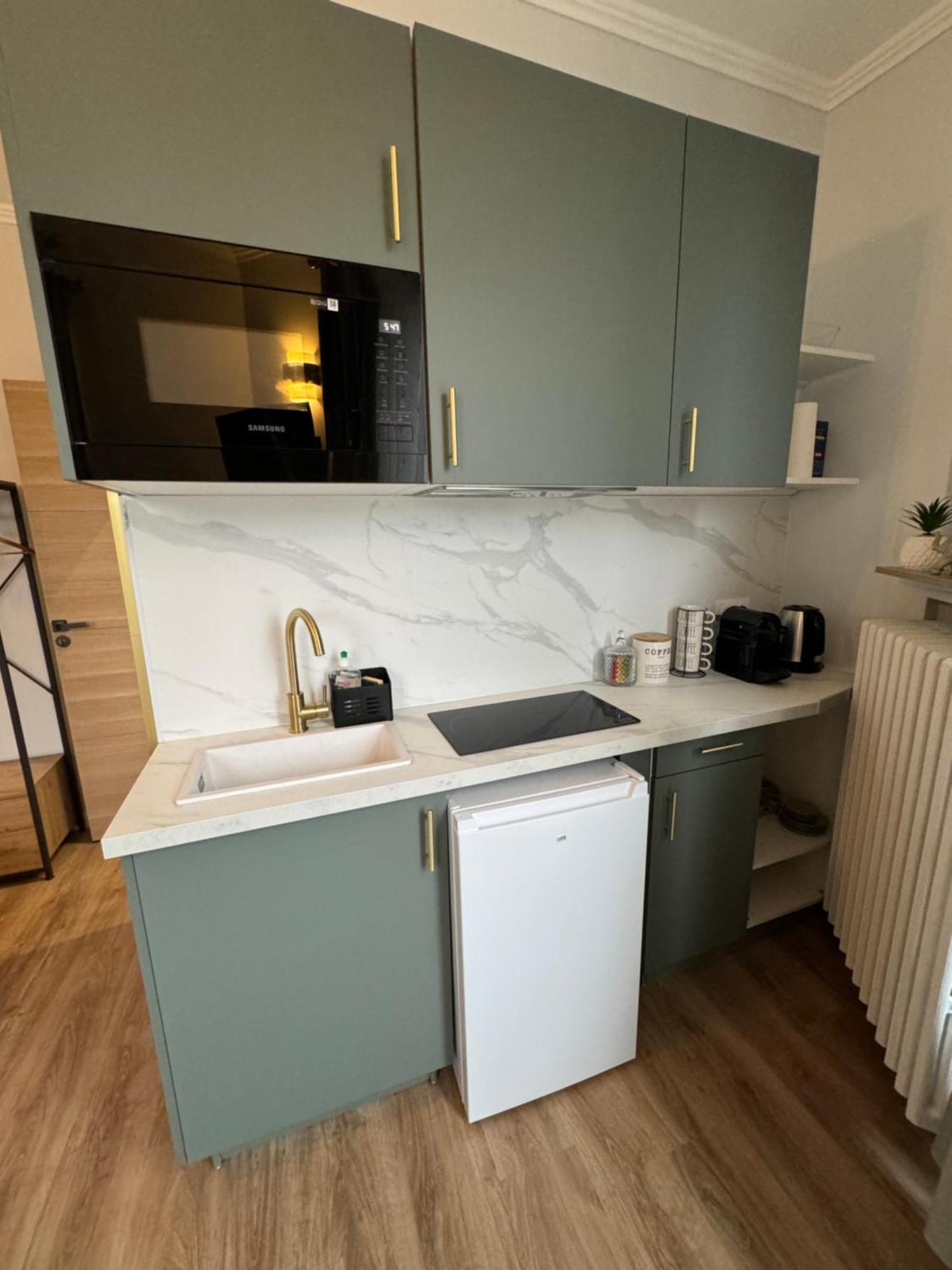 Studio De Charme Parisien Levallois-Perret Esterno foto